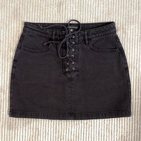 PacSun Kendall & Kylie Jean Mini Skirt in Black - Size: 26 - Picture 1 of 6